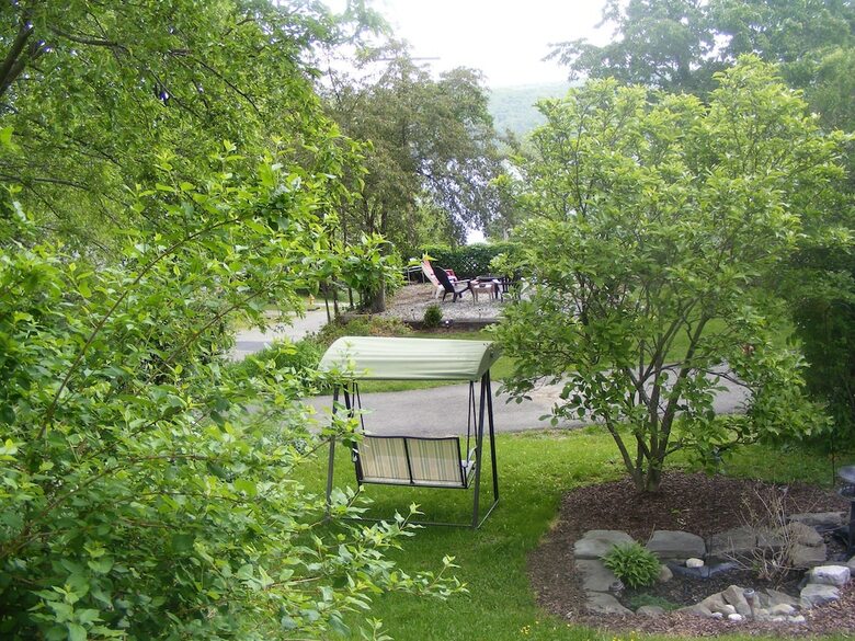 Lake Valley Legends B&B