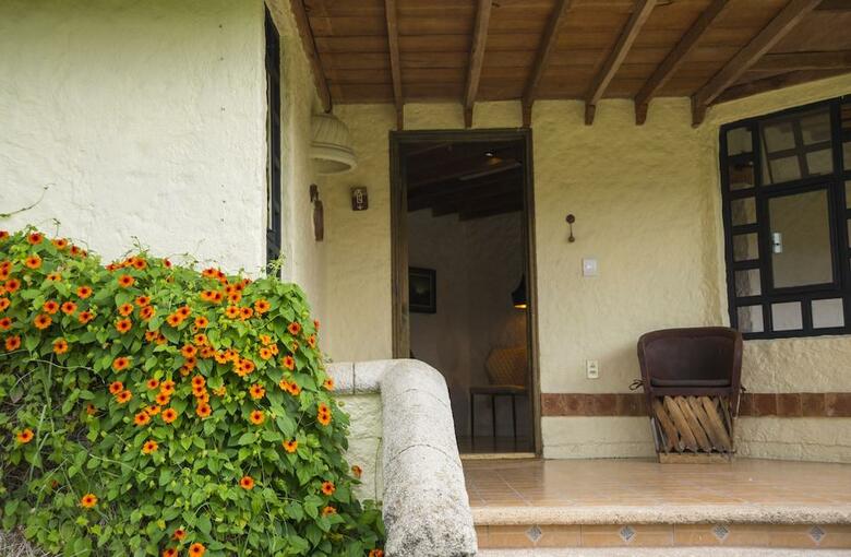 Hotel Bosques Del Sol Suites