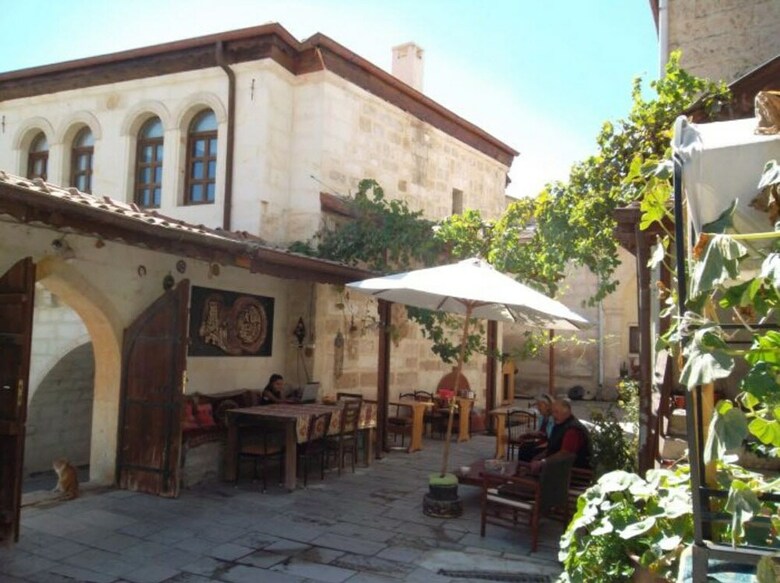 Hotel Tokmak Guest House