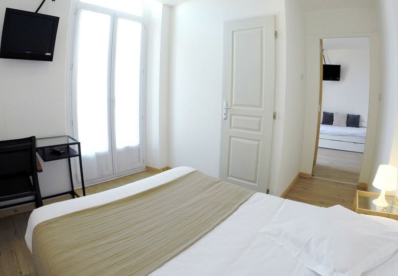 Hotel H�tel L'oustaou