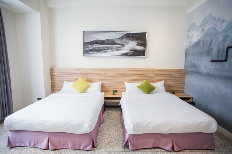 Rainbow Hotel