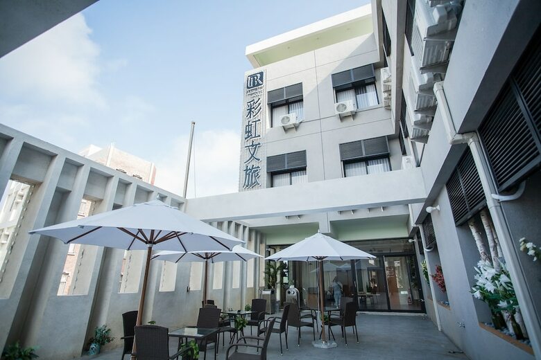 Rainbow Hotel