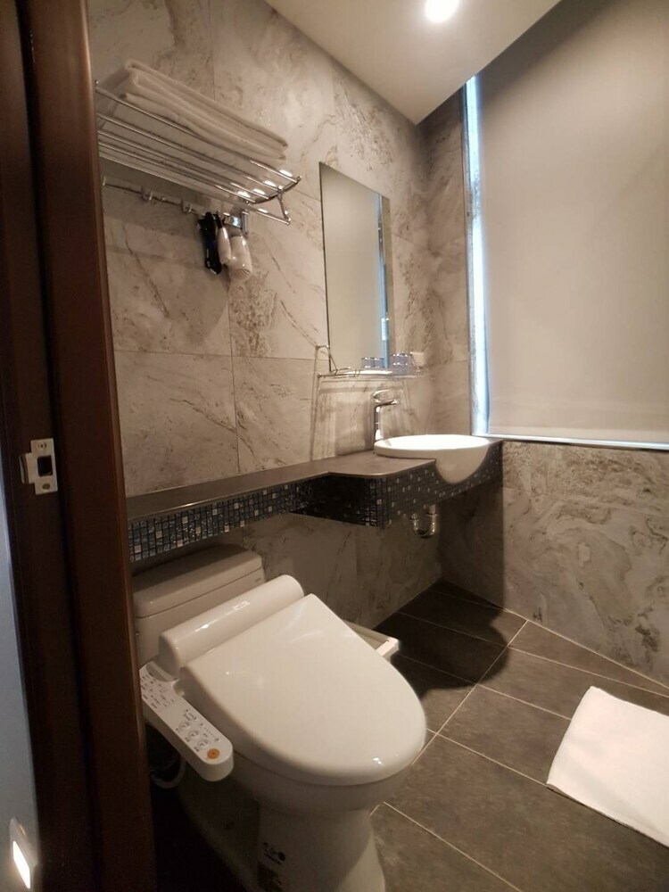 Hotel Taipei Circle Stay