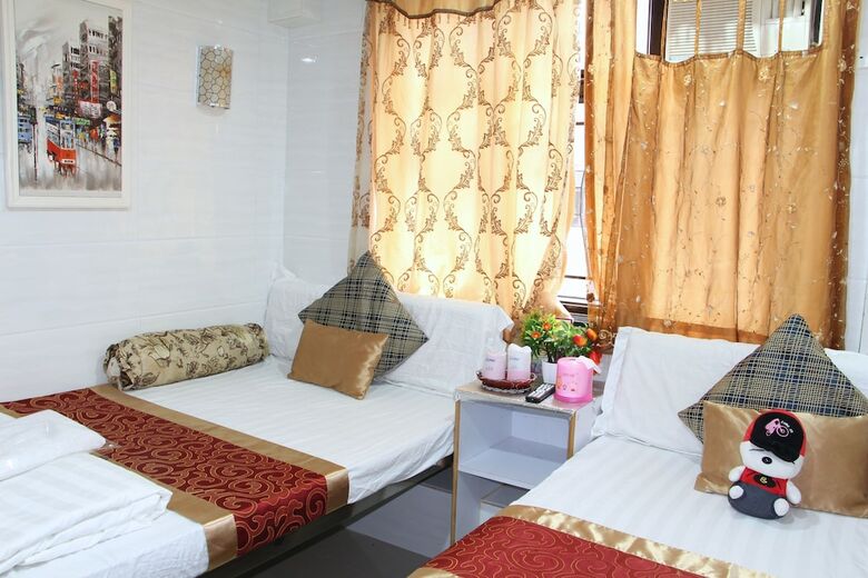 Hotel Strawberry Guest House