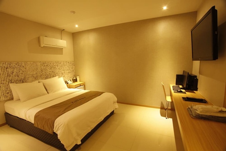 Galaxy Hotel