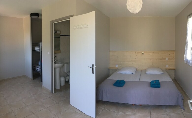 Bed & Breakfast Le Mas Des 3 �nes