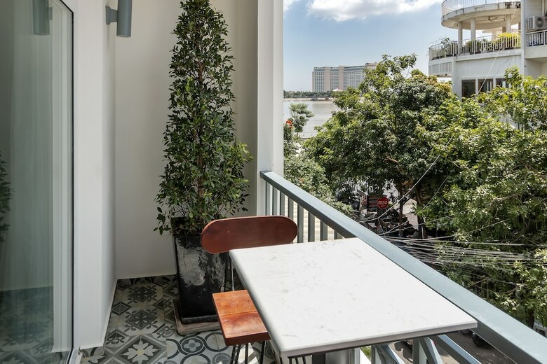 Aparthotel Tao Riverside Residence