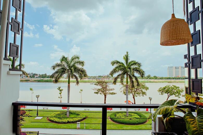 Aparthotel Tao Riverside Residence