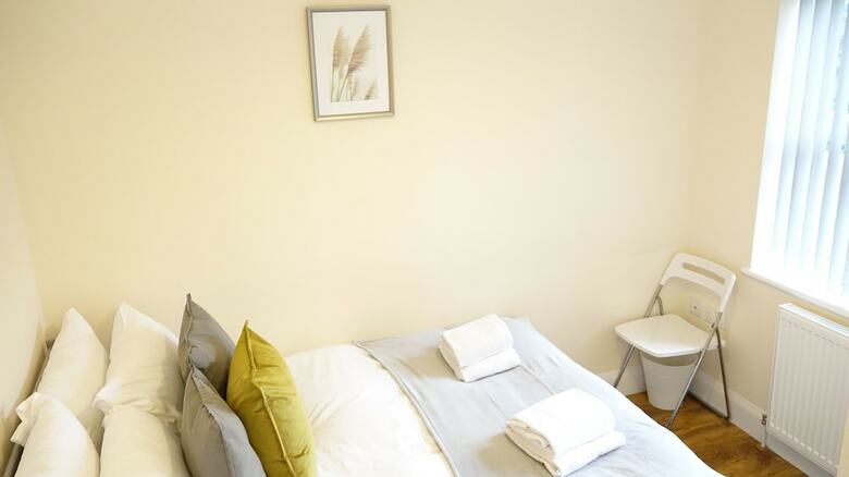 Residencia Heathrow Ensuites Rooms