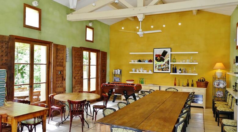 Bed & Breakfast Mas Escombelle Chambre D'h�te