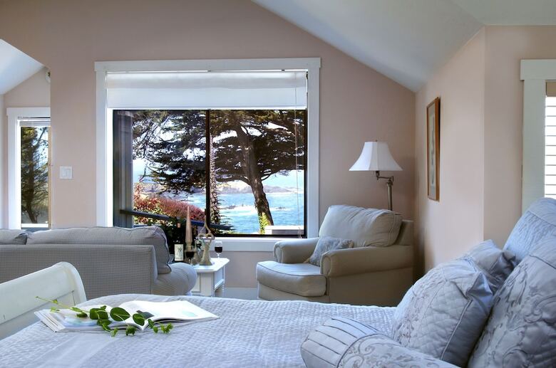 Bed & Breakfast Agate Cove Inn
