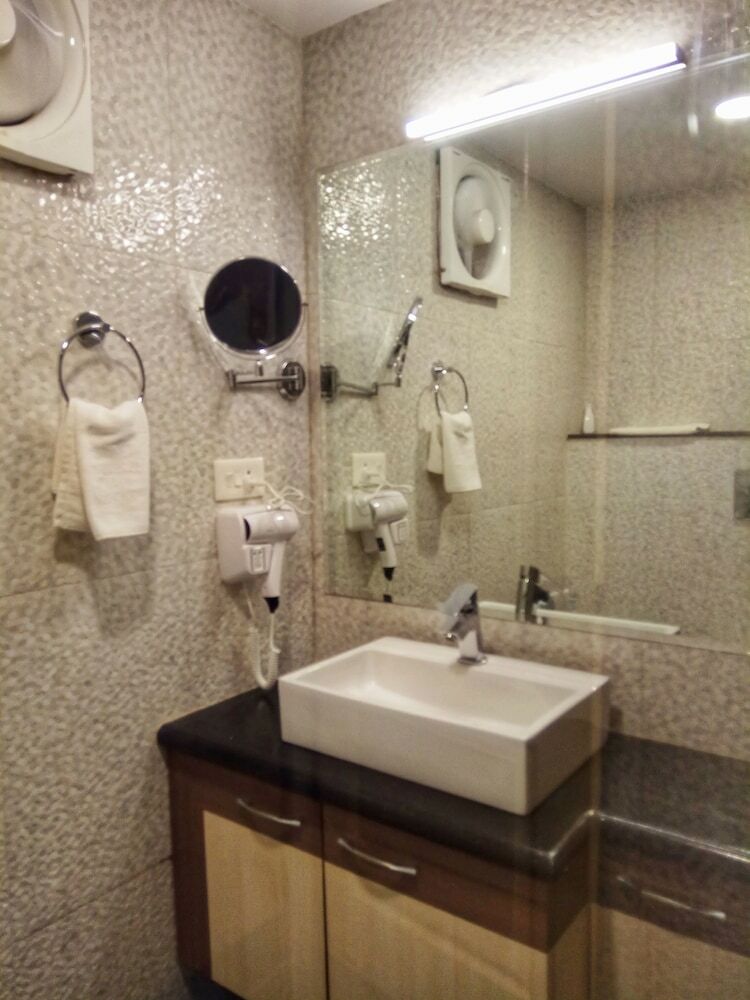 Prestige Hotel