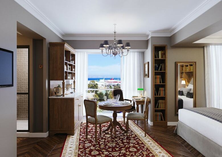 Hotel Legacy Gastro Suites