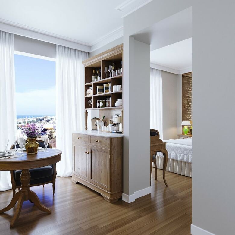 Hotel Legacy Gastro Suites