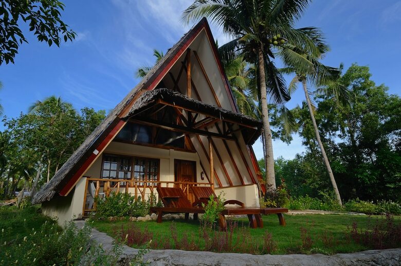 Hotel Kalachuchi Beach Resort