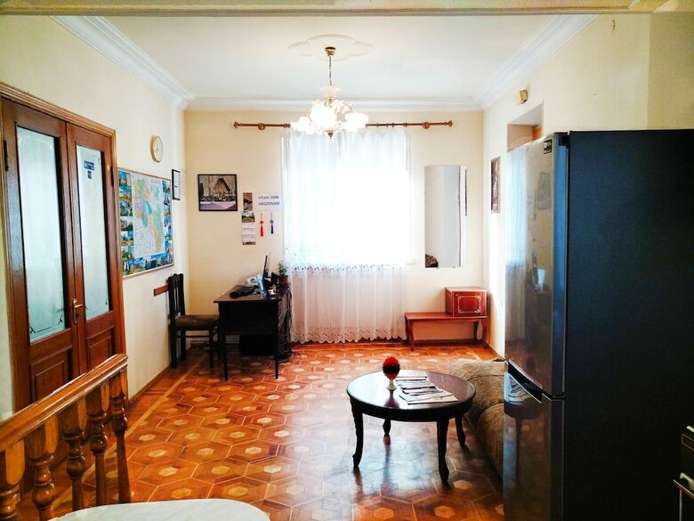 Hostal Sakharov Hostel & Tours