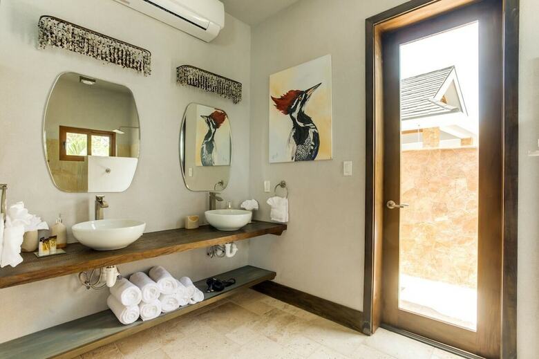 Villa The Enclave- Private Island