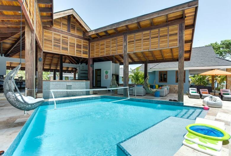 Villa The Enclave- Private Island