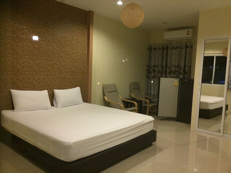 Hotel Maple Tree Resort