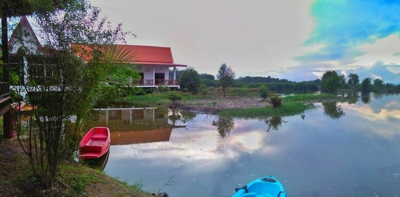 Hotel Saeng Tai Amphawa Resort