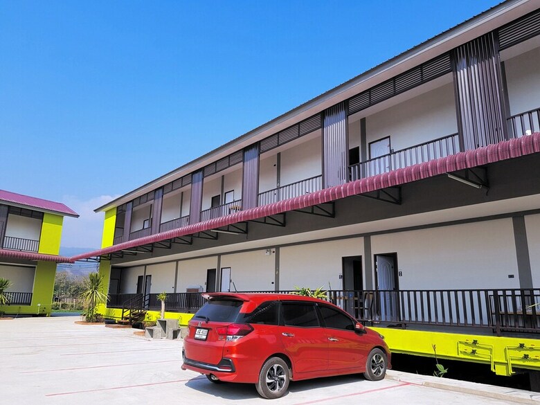 Chadaporn Mae Chaem Hotel