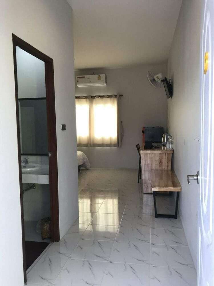 Chadaporn Mae Chaem Hotel
