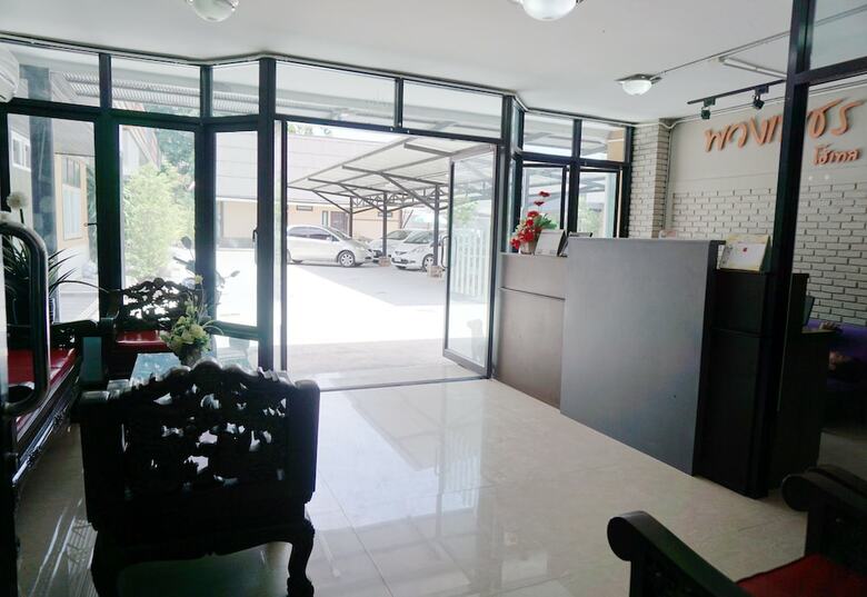Puangpech Hotel