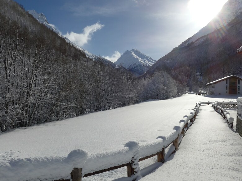Apartamentos Haus Amici, Saas-grund