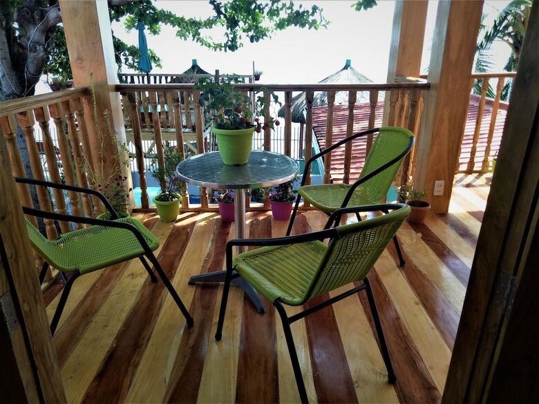 Hotel Smallfry's Beach Resort