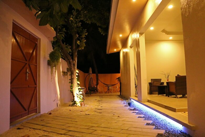 Hotel Omadhoo Inn