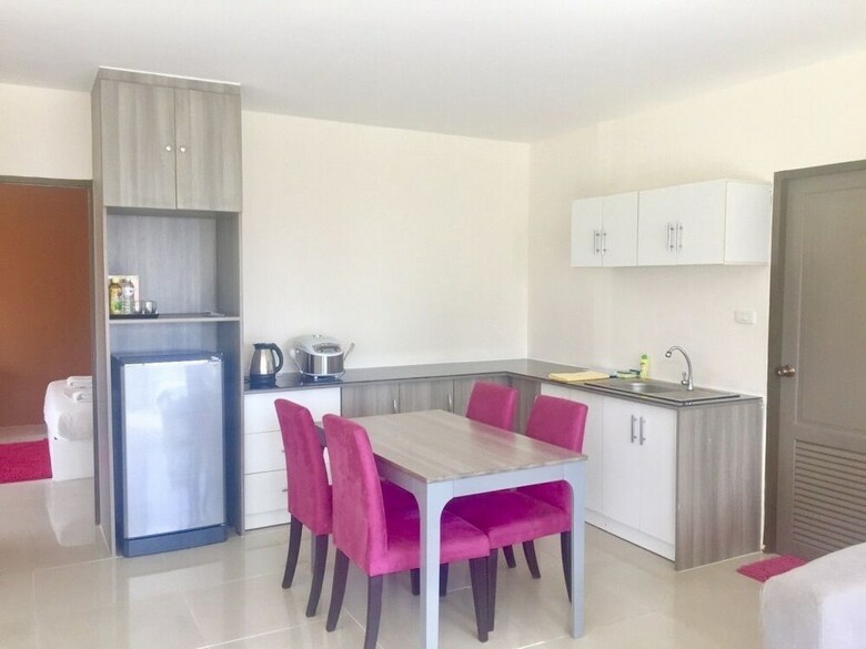 Aparthotel Apartment R-con Wongamat