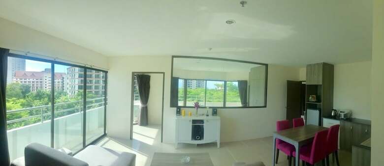 Aparthotel Apartment R-con Wongamat