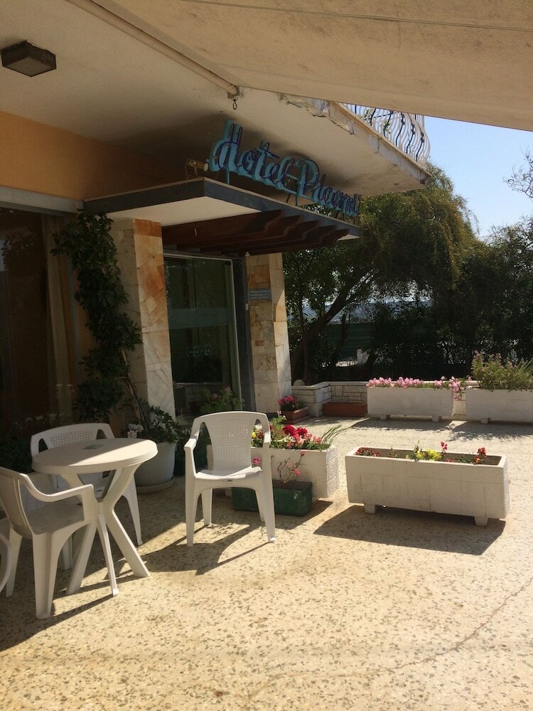 Pikermi Hotel