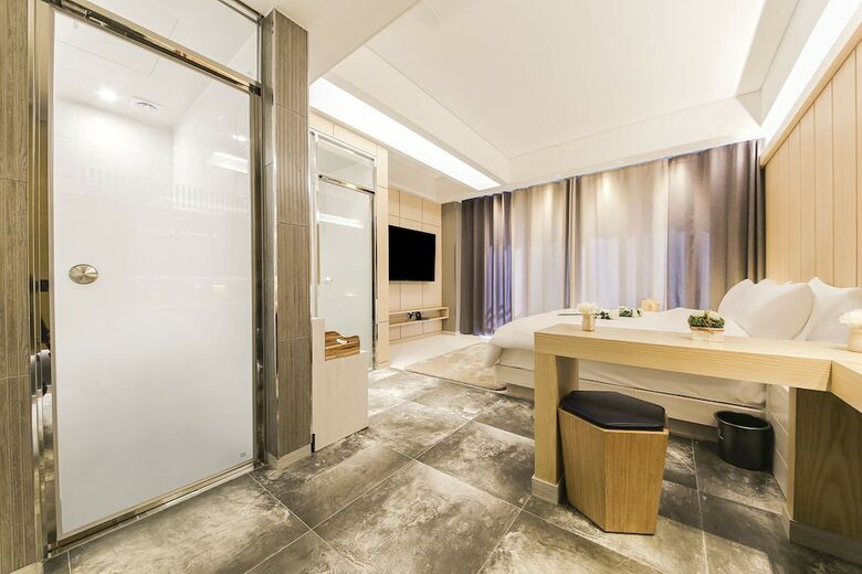Hotel Yeogiuhtte Seodaegu