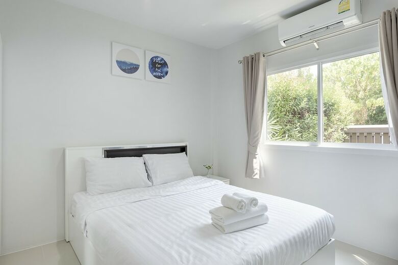 Baanpromphun Pool Villa By Bv