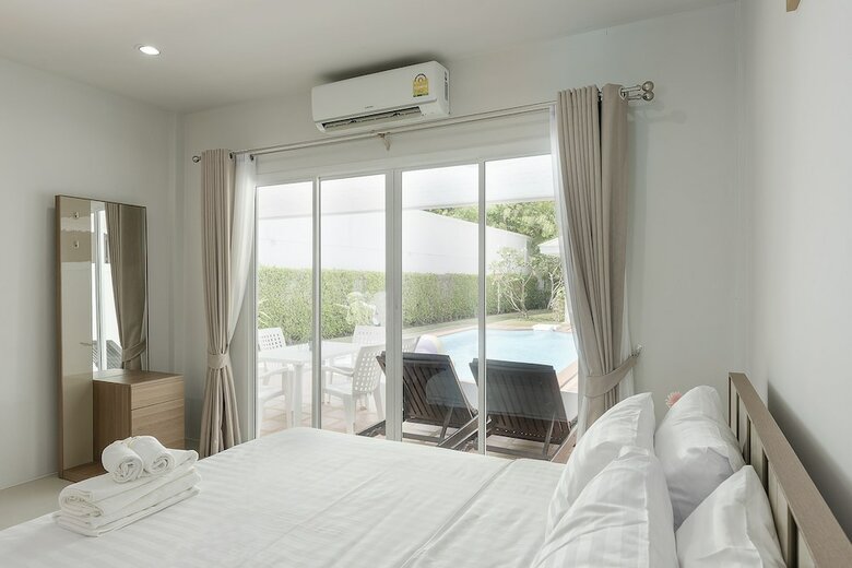 Baanpromphun Pool Villa By Bv