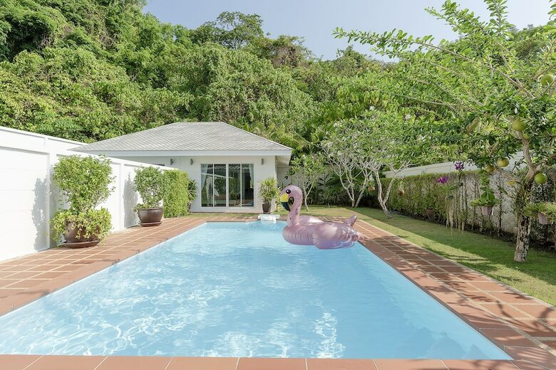 Baanpromphun Pool Villa By Bv