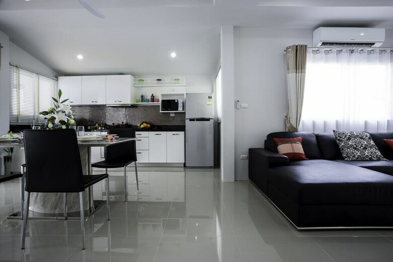 Baanpromphun Pool Villa By Bv