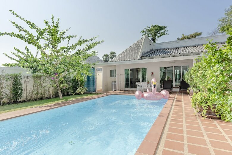 Baanpromphun Pool Villa By Bv
