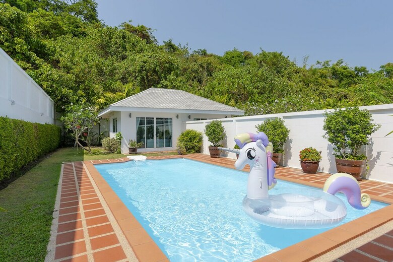 Baanpromphun Pool Villa By Bv