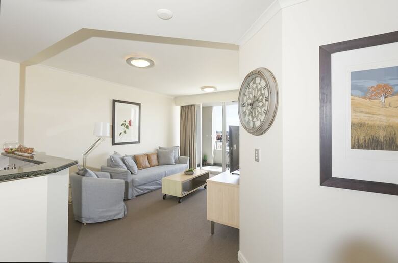 Stunning 2 Bedroom Apartment