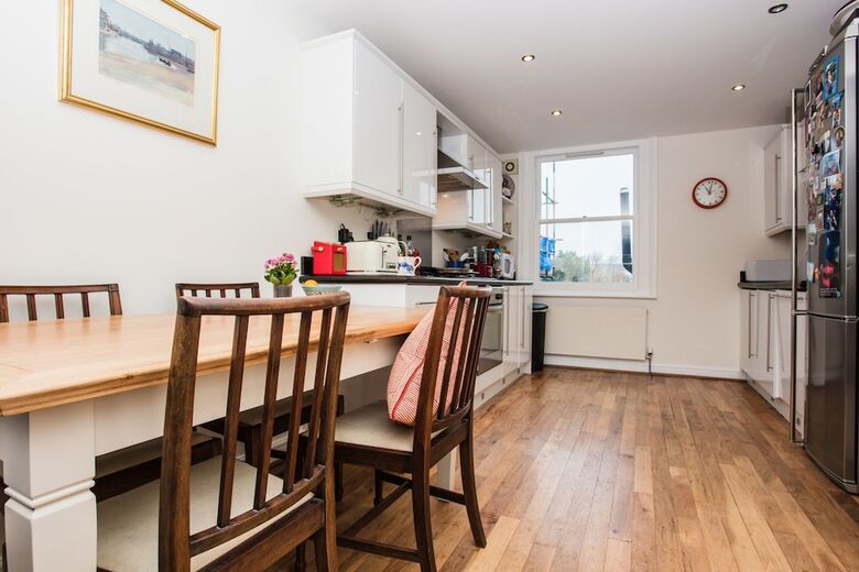Apartamentos 2 Bedroom Home In Islington