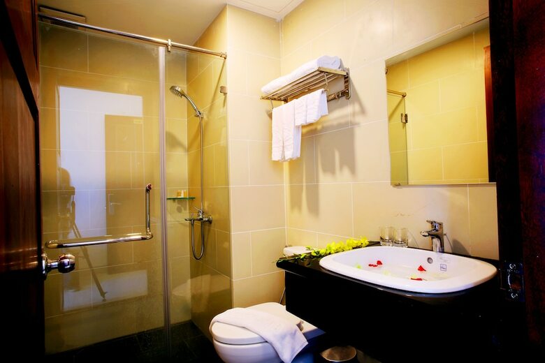 Ola Phu Quoc Hotel
