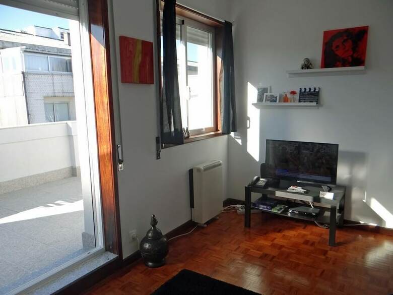 Alegria Apartment Downtown Porto, 2- 5 Pax