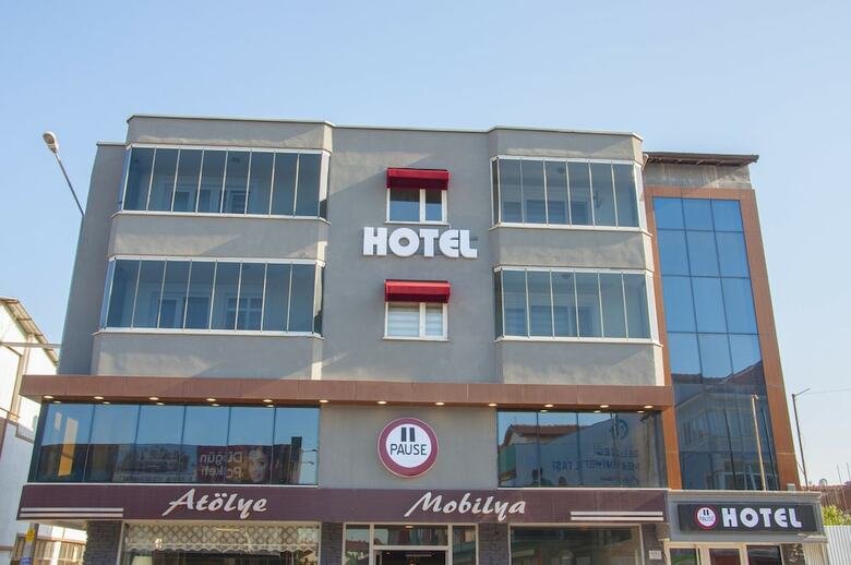 Pause Hotel