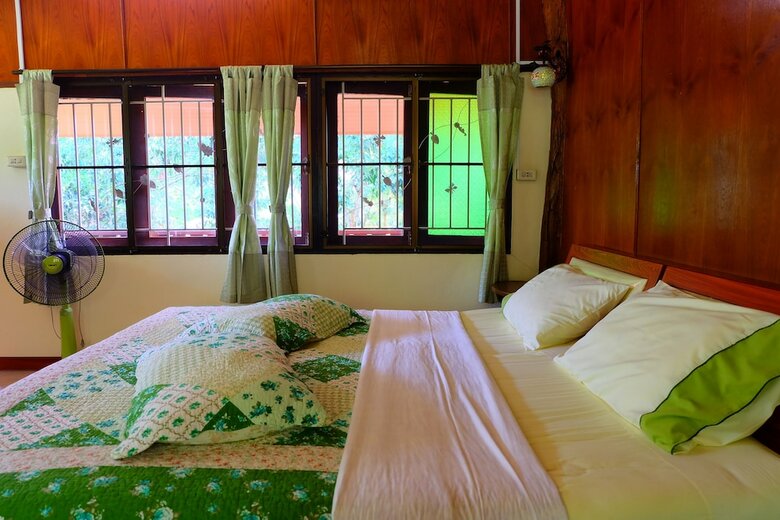 Hotel Malee's Nature Lovers Bungalows (Mini Resort)