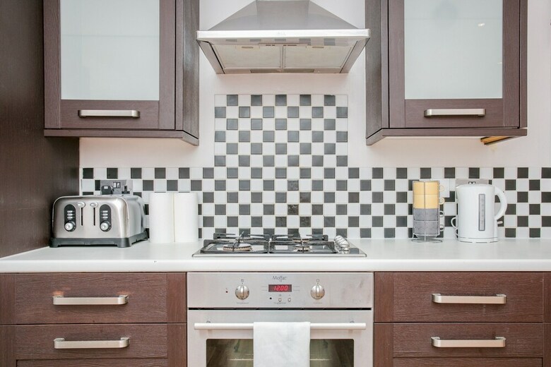 2 Bedroom Apartment In Fulham