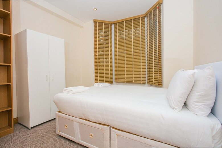 2 Bedroom Apartment In Fulham