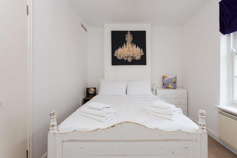 2 Bedroom Apartment In Wapping
