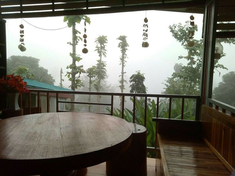 Hotel Phu Chaem House